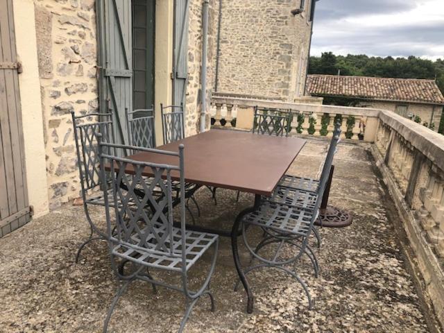 Chateau De Paulignan Trausse 外观 照片